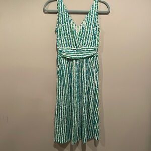 Boden Effie Stretch V Neck dress